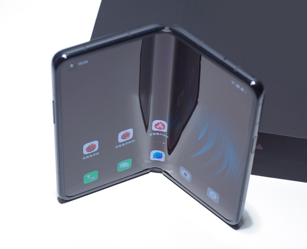 Vivo X Fold