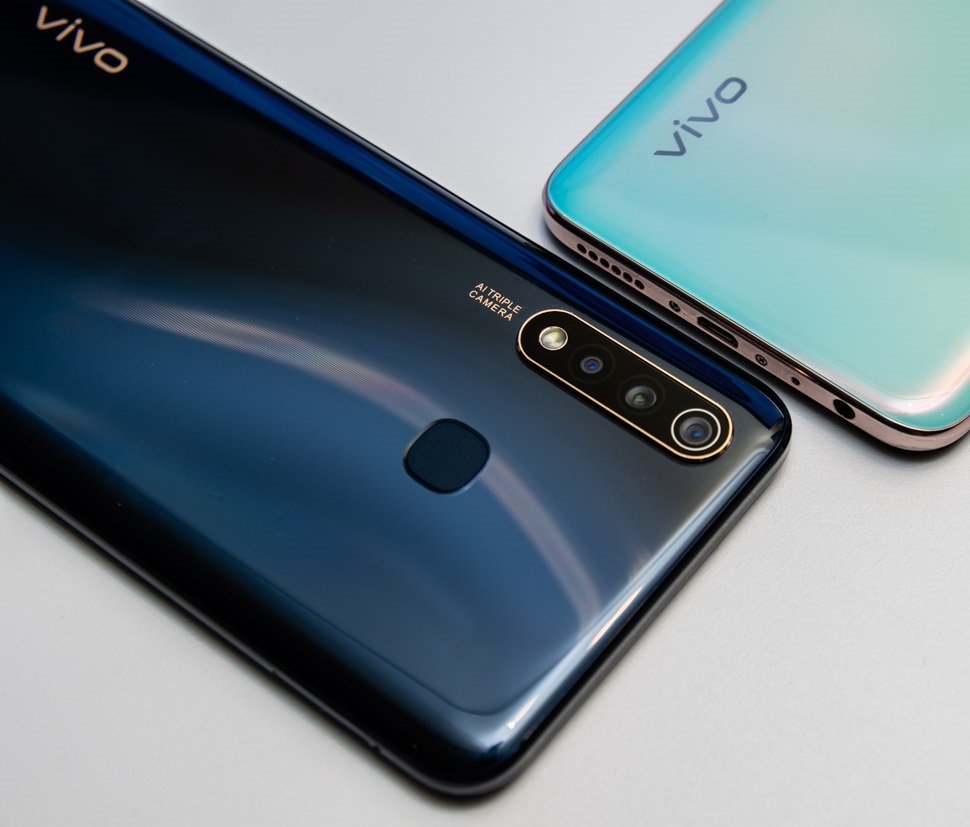 Vivo китай. Vivo y19. Vivo y19 характеристики. Vivo y19 отзывы. Телефон Viva y19 отзывы цена и характеристики.