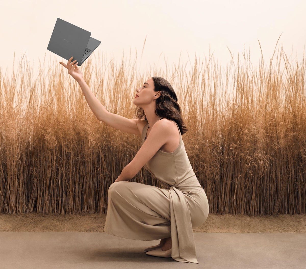 ASUS-Zenbook-A14_UX3407_Scenario.jpg