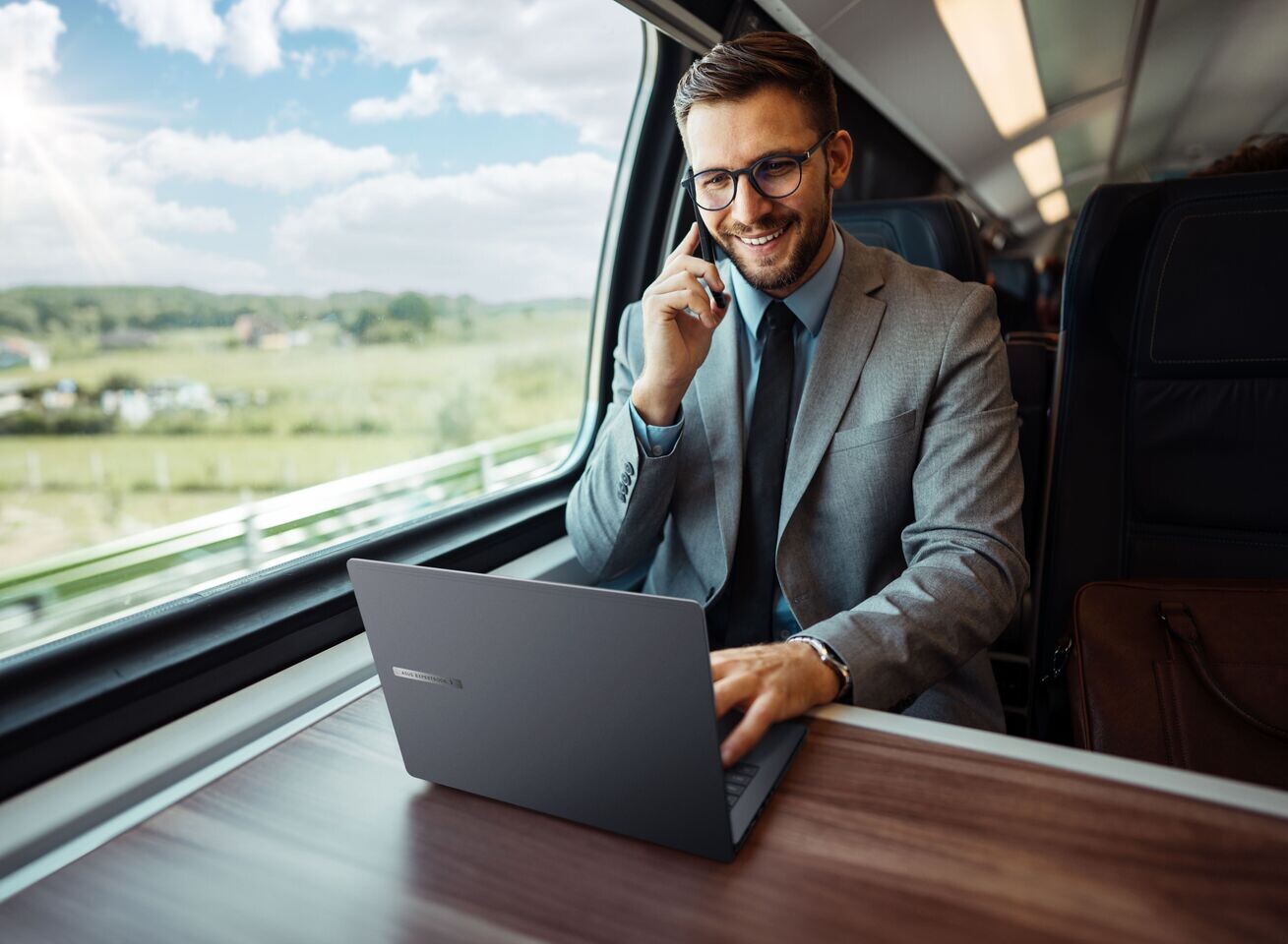 ASUS ExpertBook B5