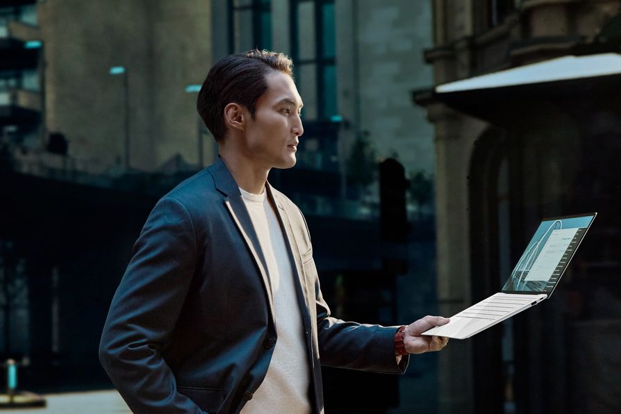 ASUS ExpertBook Ultra