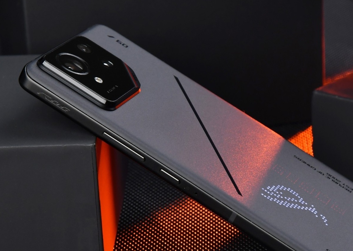 ASUS ROG Phone 9 FE готовится к выходу на глобальном рынке