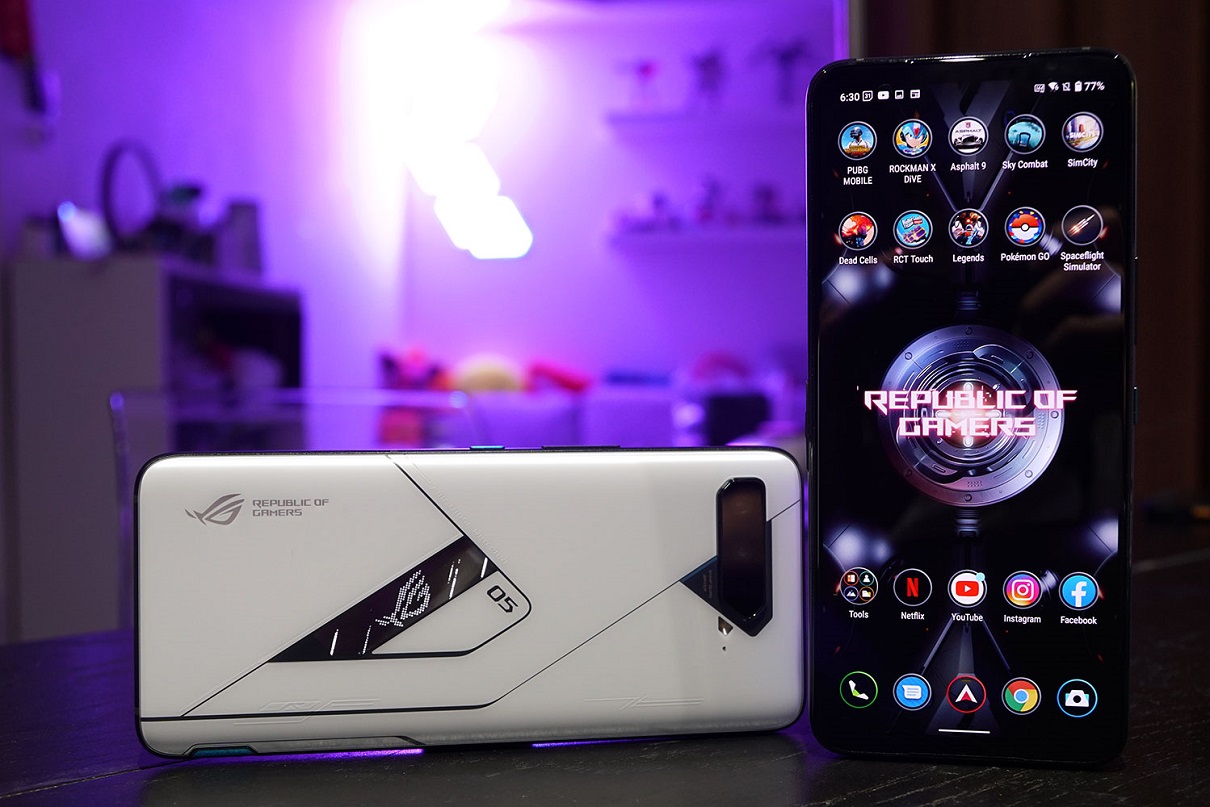 Флагманские смартфоны, которые вышли в 2021 году: Asus ROG Phone 5
