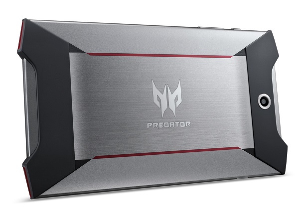 Acer Predator 8 GT 810 2