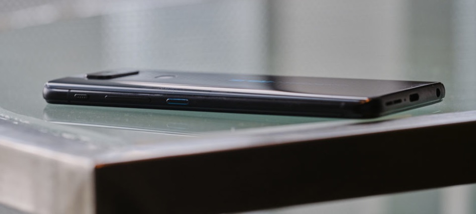 Asus-Zenfone-255422554563.jpg
