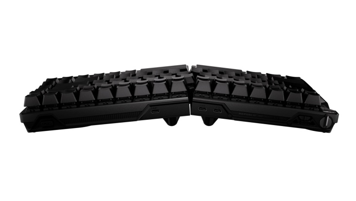 Asus_ROG_Falcata_41.jpg
