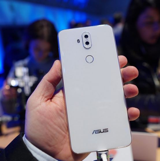 Asus_Zenfone_5_Lite_2018_9.JPG
