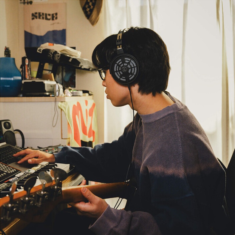 Audio-Technica представила новые наушники ATH-R30x