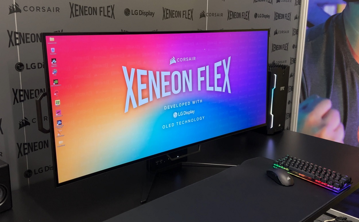 Corsair XENEON FLEX 45WQHD240