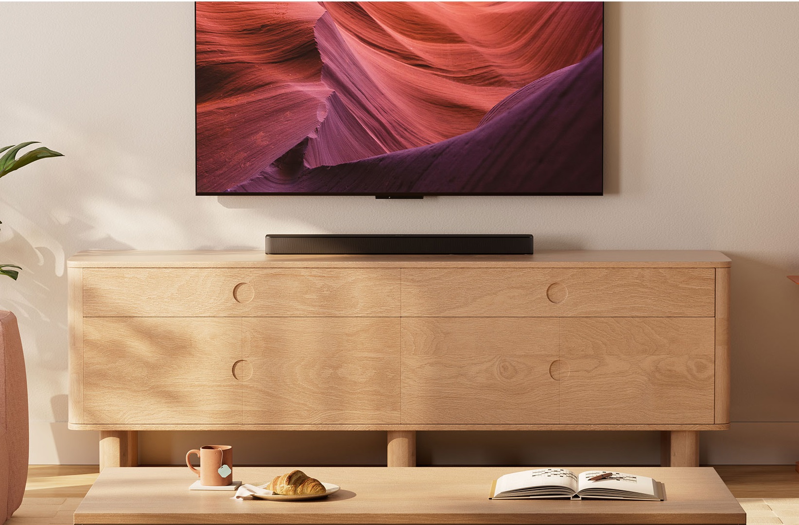 Amazon представила саундбар Fire TV Soundbar Plus с Dolby Atmos и DTS:X