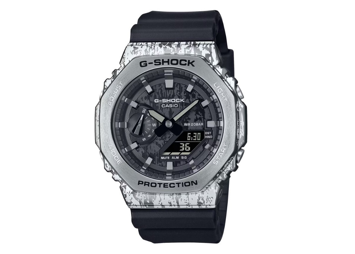 часы Casio G-Shock GM-2100GC-1A
