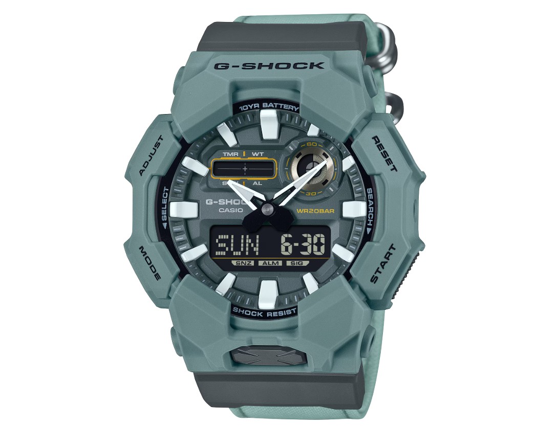 G-Shock GA-010CE-2AJF