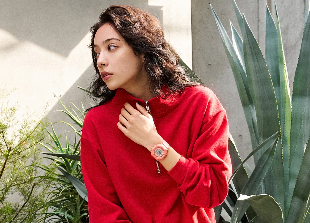 Casio представила серию G-Shock GMD-B300SC с шагомером и Bluetooth