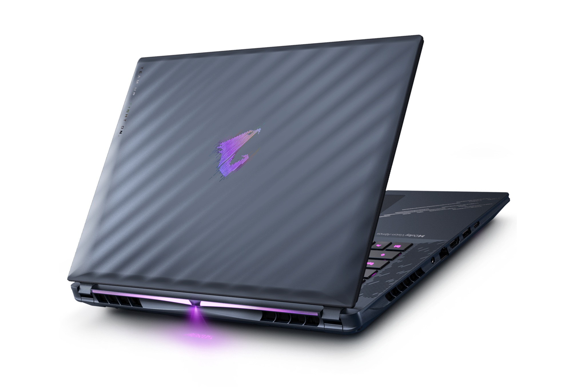 Gigabyte_Aorus_Master_16.jpg