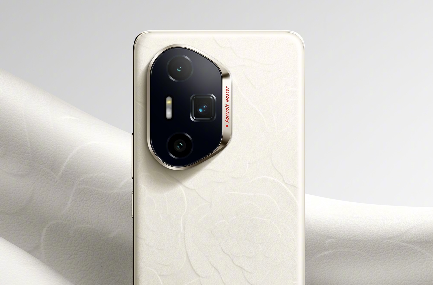 HONOR 300 Ultra с перископической камерой выйдет 2 декабря