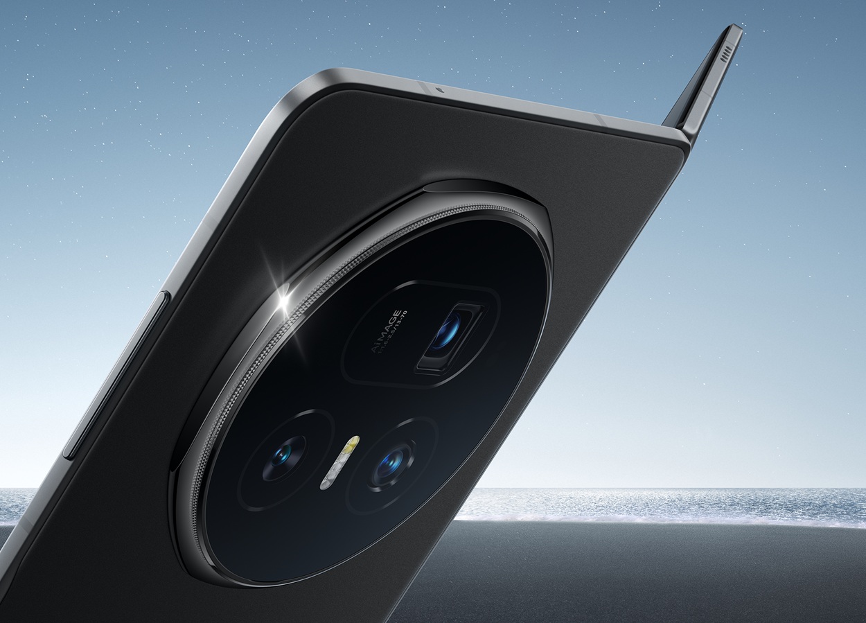 HONOR Magic V6 замечен в базе данных сертификации 3C