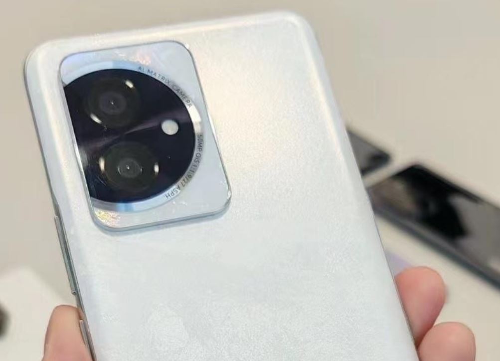 смартфон Honor 100