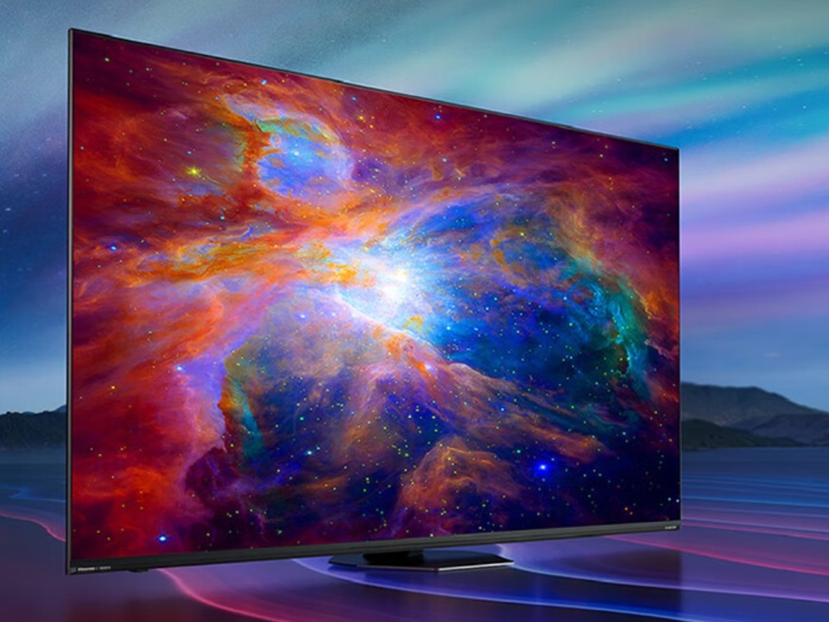 Hisense_E8N_Ultra_3732.jpg