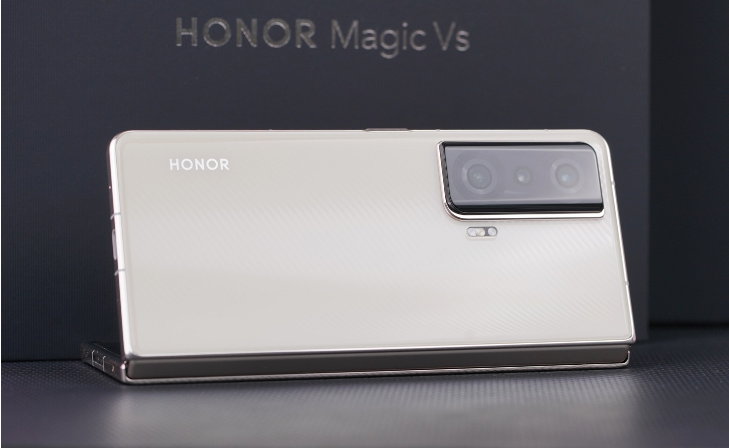 Honor Magic Vs