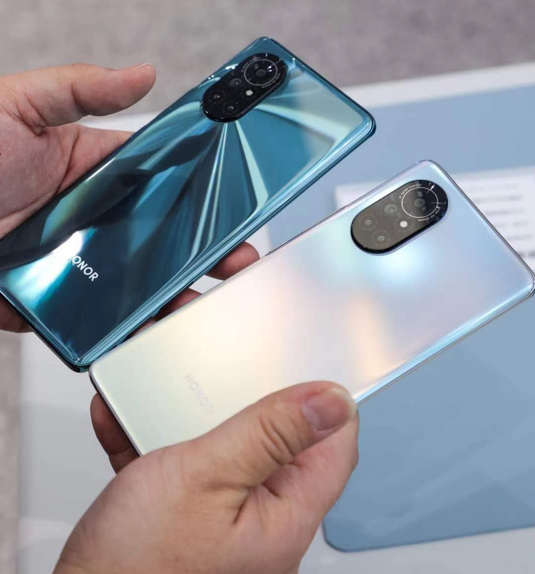 Honor V40 Lite Luxury Edition фото и дата анонса