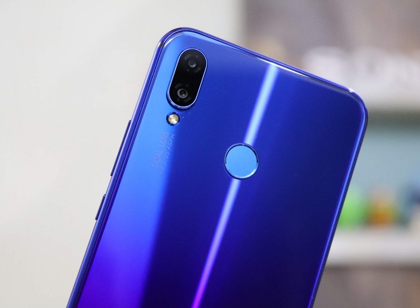 Huawei_Honor_8C_3.jpg