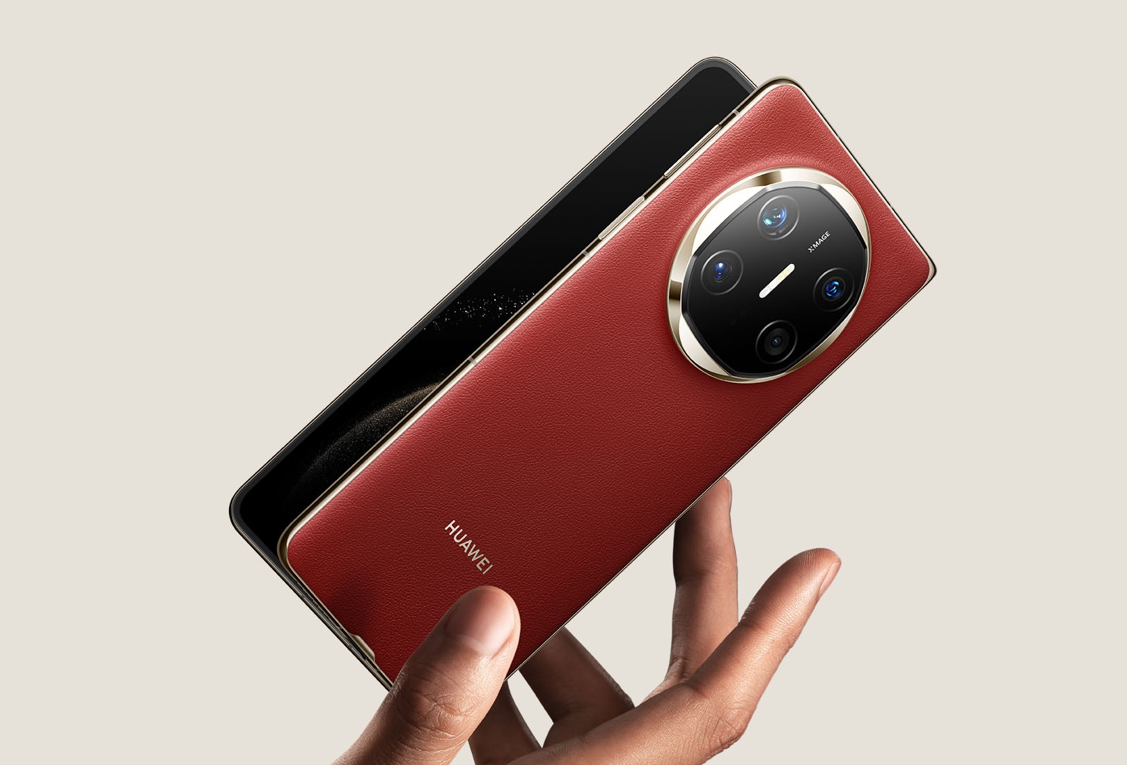 Huawei Mate X6 стал доступен для предзаказа в России
