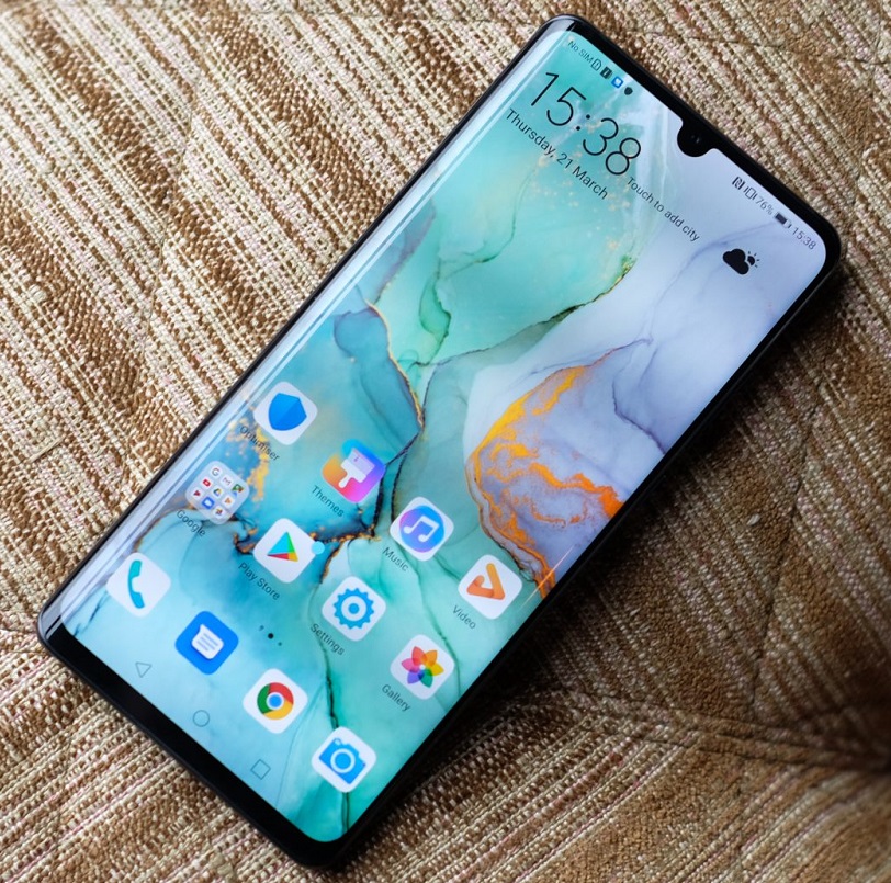 Huawei_P30_Pro_official.jpg