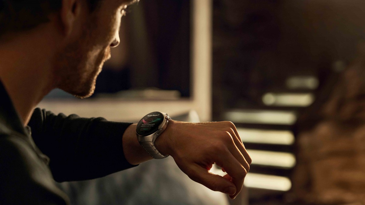часы Huawei Watch 4 Pro