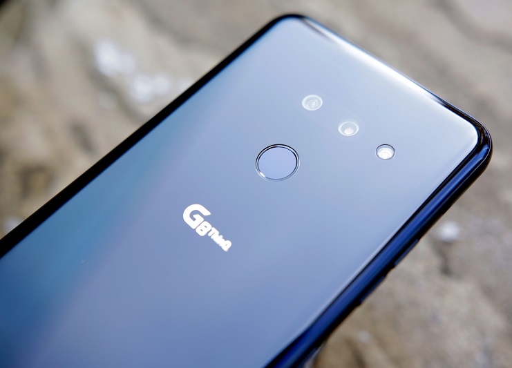 LG_G8_ThinQ_official1.jpg