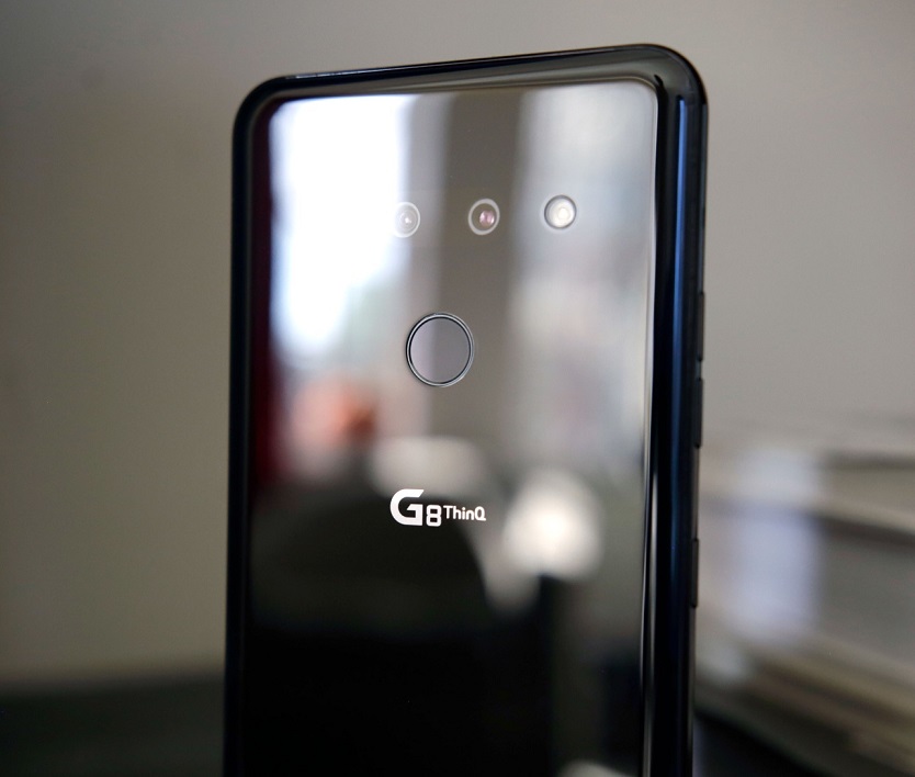 LG_G8_ThinQ_official9.jpg