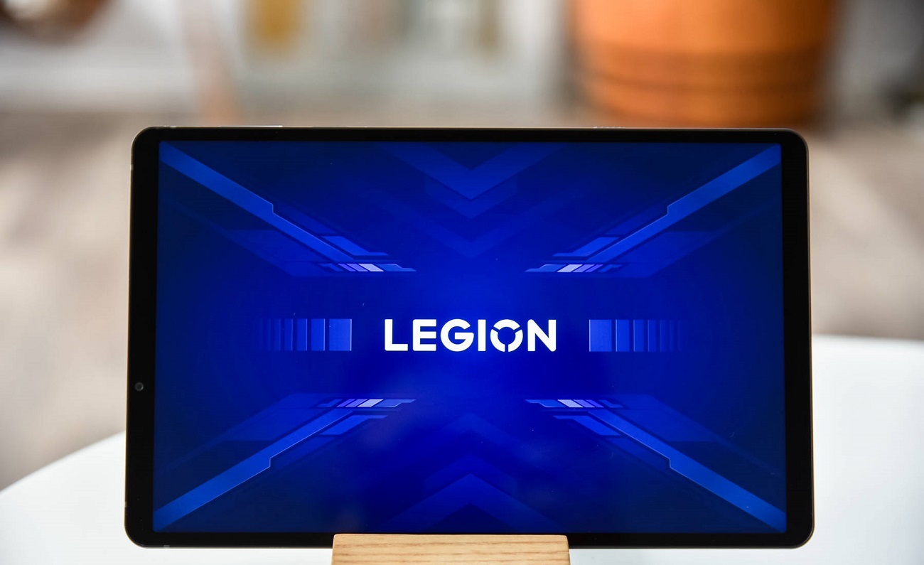 новый планшет Lenovo Legion Y700 2023