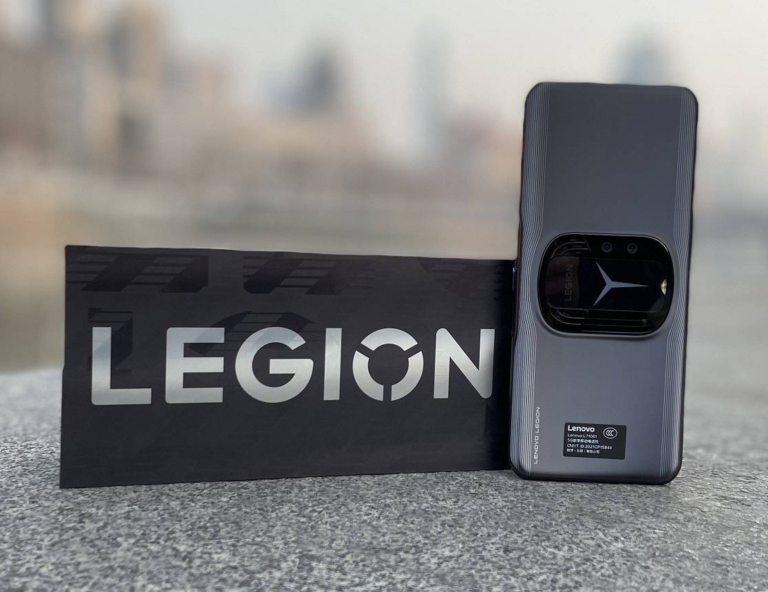 Lenovo Legion Y90