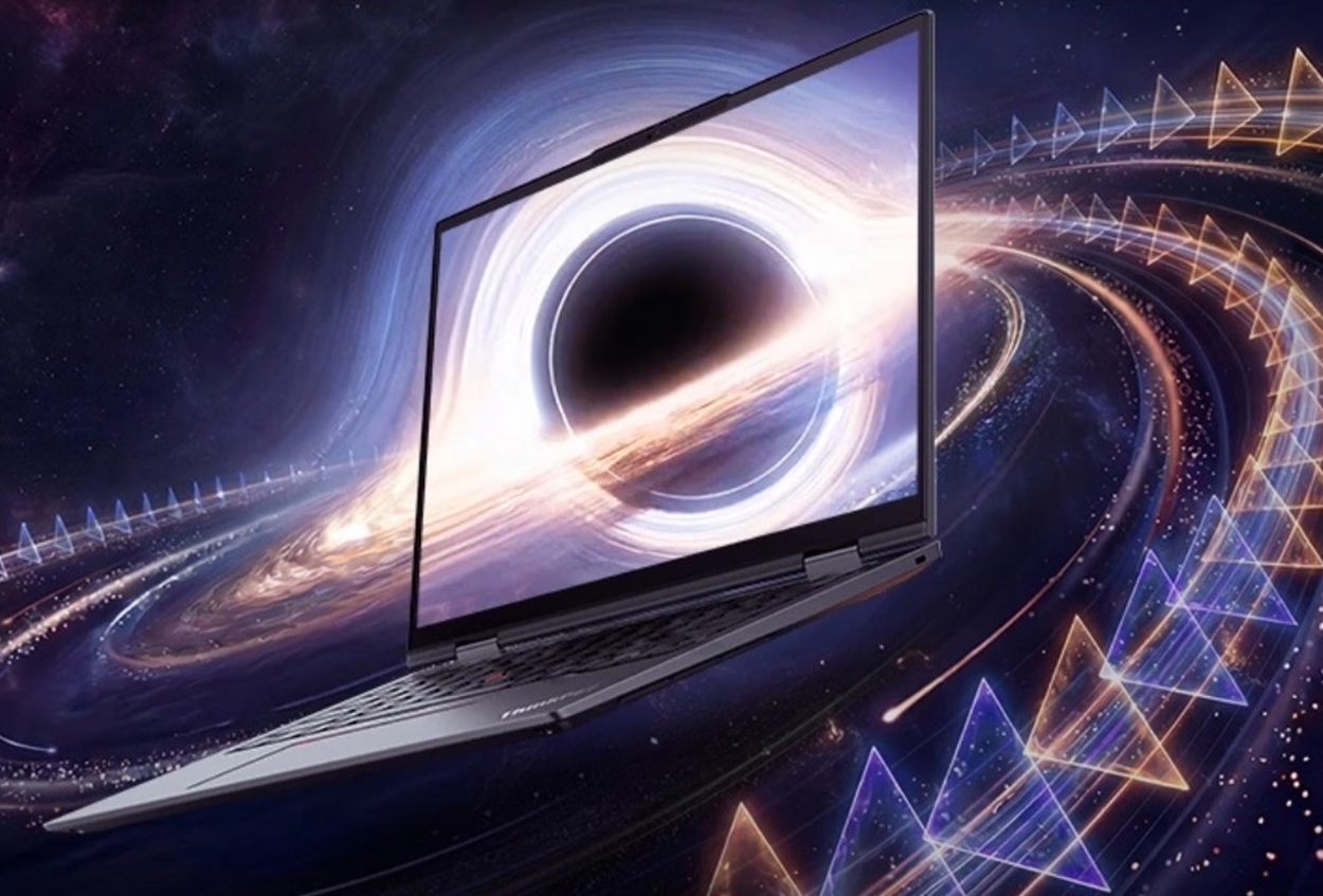 Lenovo представила легкий ноутбук ThinkPad X1 Carbon Aura AI 2026 с 2,8K OLED-дисплеем 