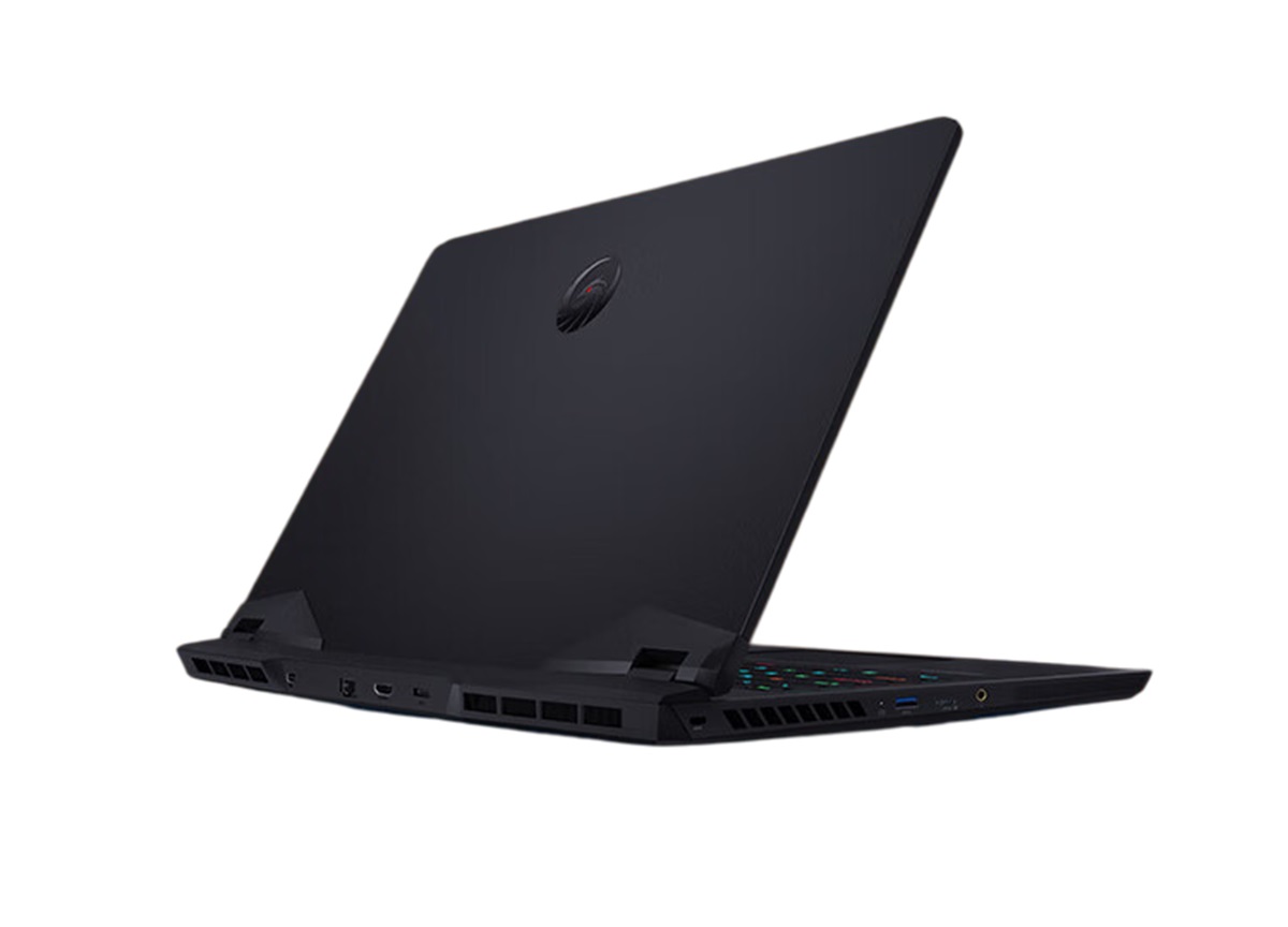 Выпущен новый вариант ноутбука MSI Thunder Shadow 17 с Ryzen 7 7840HX и RTX 4060