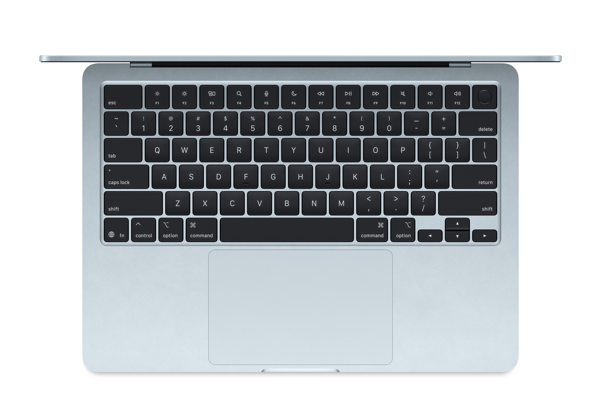 MacBook_Air_M4_2025_714887.jpg