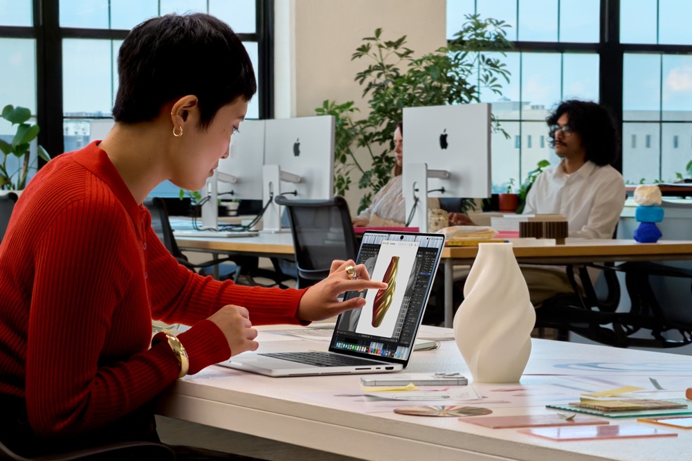 MacBook Pro с дисплеем PROLED XDR