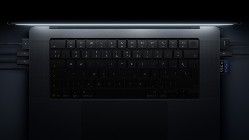 MacBook Pro с дисплеем PROLED XDR