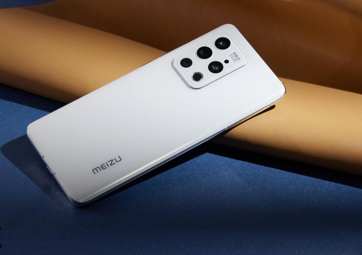 Meizu 18 Pro и 18 Pro выходят в продажу: Snapdragon 888, Samsung AMOLED E4 и продвинутые камеры