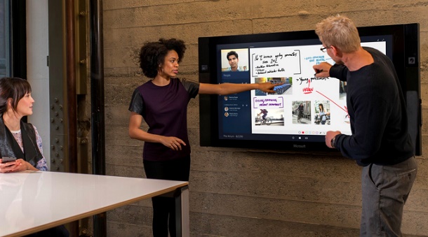 Microsoft Surface Hub10
