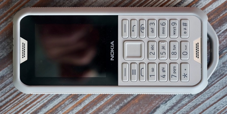 Nokia-800-Tough-125.jpeg