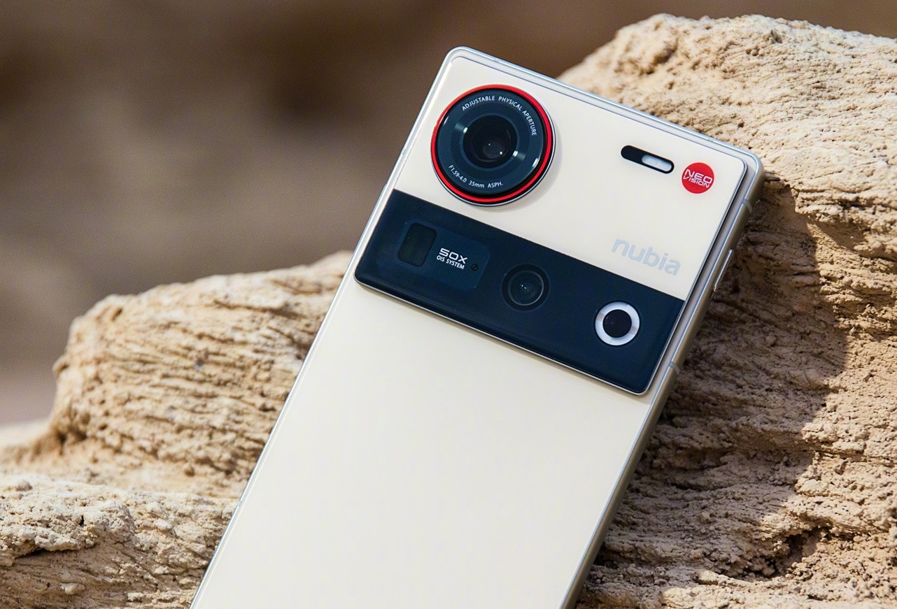 Nubia представила флагманский смартфон Z70 Ultra