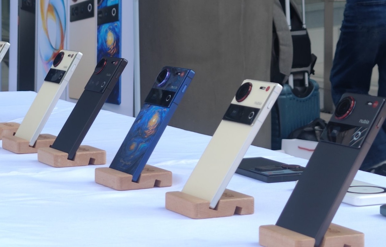 В Китае начались продажи Nubia Z70 Ultra