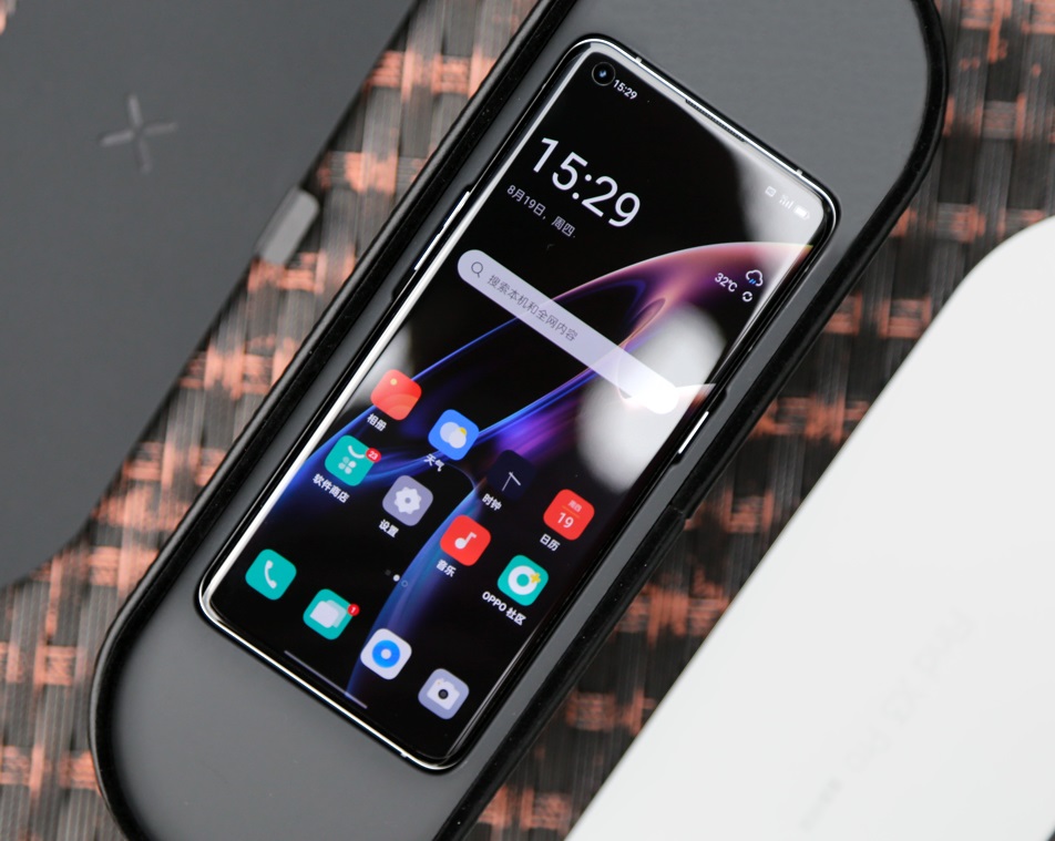 OPPO Find X4