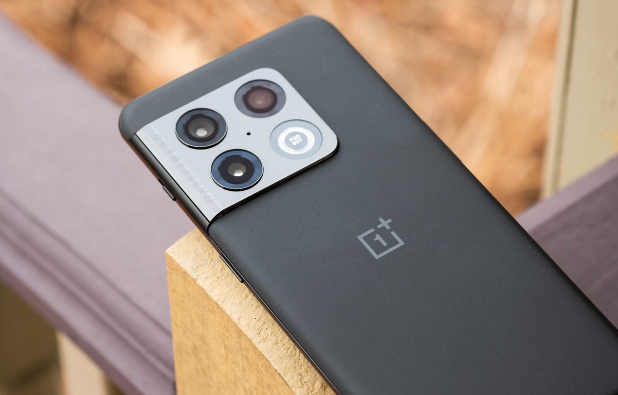 OnePlus готовит к выходу смартфон 11R на базе процессора Snapdragon 8+ Gen 1