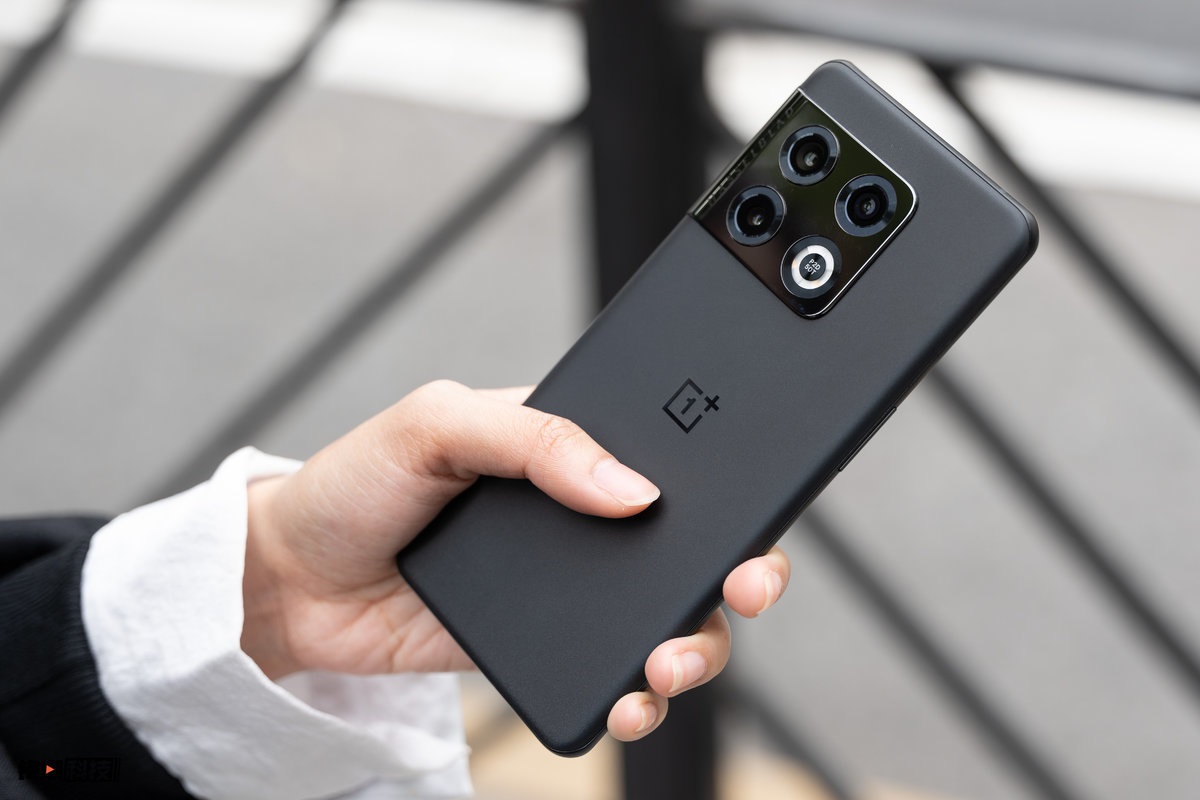 OnePlus 11 получит корпус из керамики и флагманский процессор Qualcomm