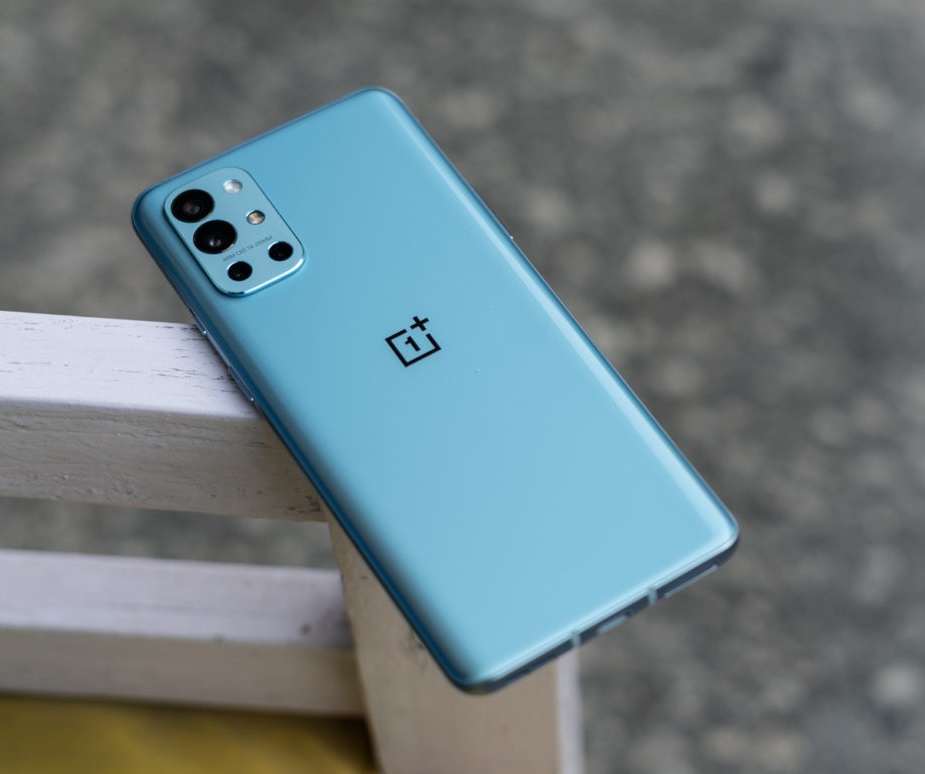 OnePlus 9RT