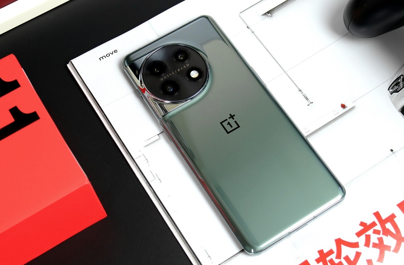 OnePlus 11