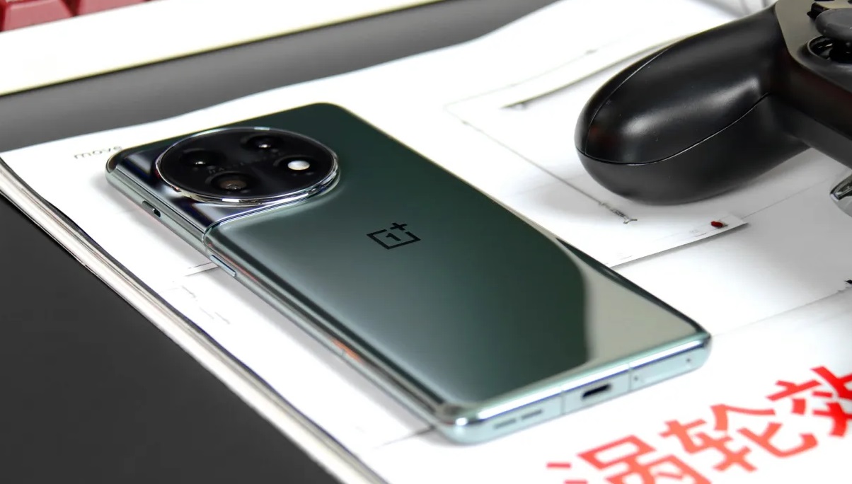 OnePlus 11