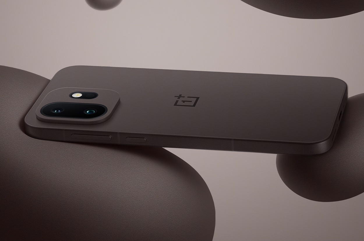 Опубликованы новые пресс-рендеры OnePlus 15T