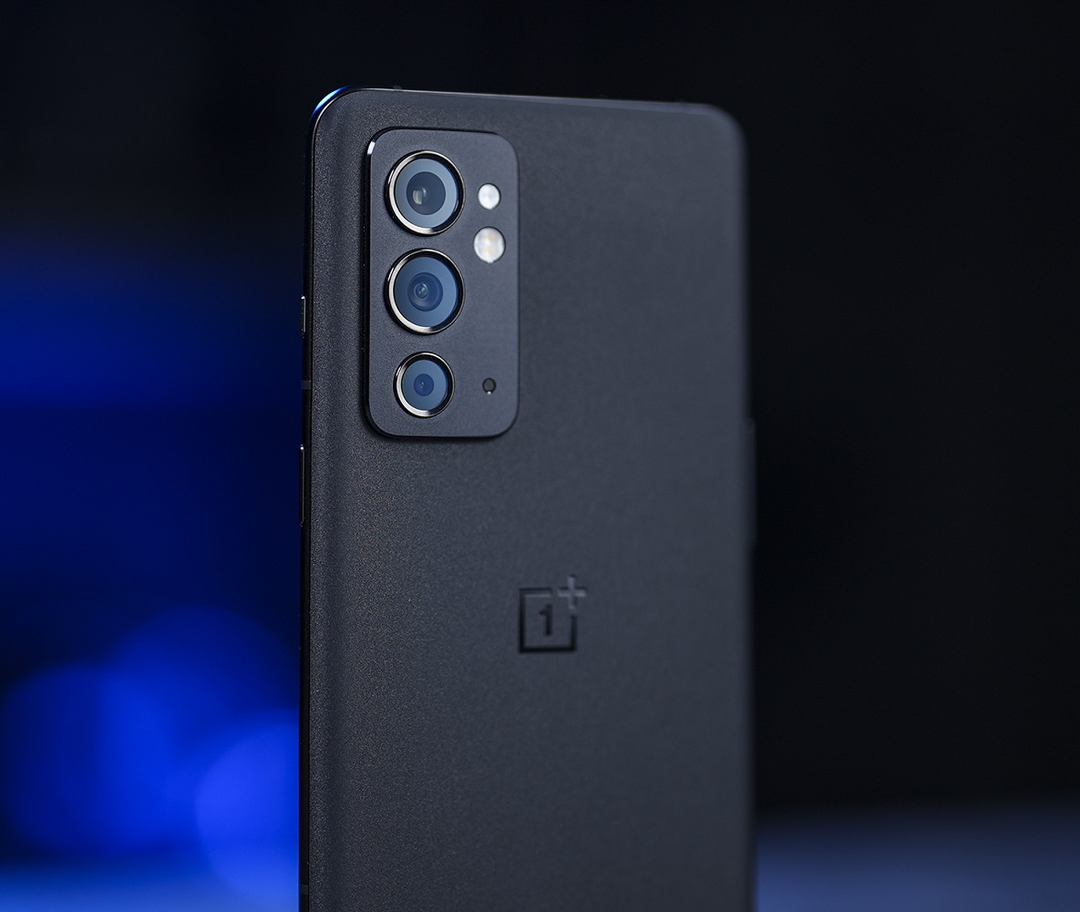 OnePlus 9RT